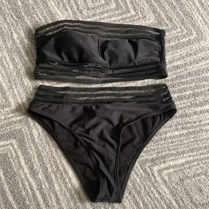 Black bikini